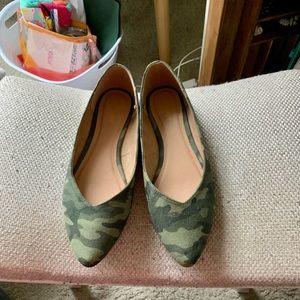 Camo flats